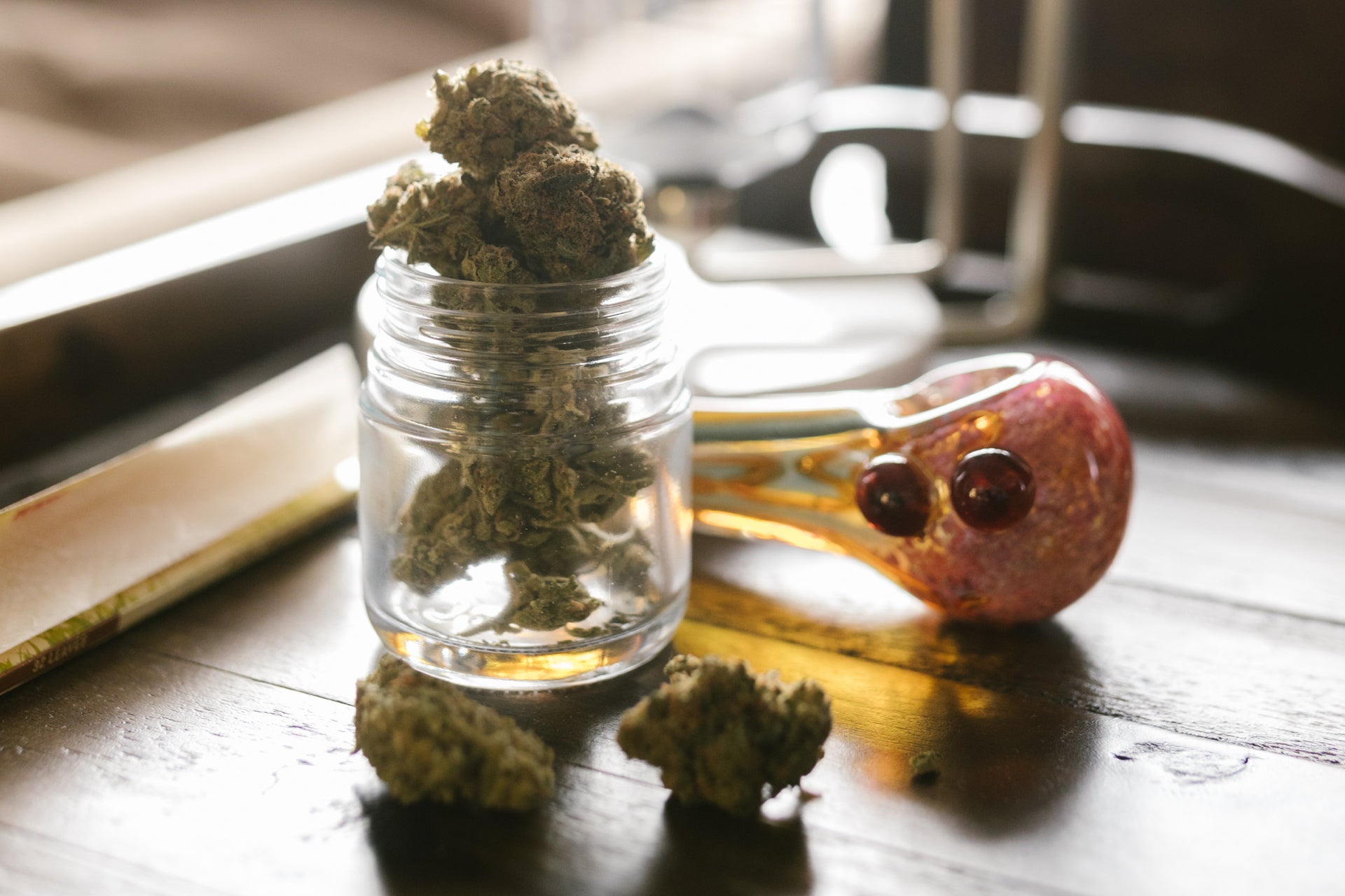 Why is My Weed Pipe Blocked? | blog | puff.co.za