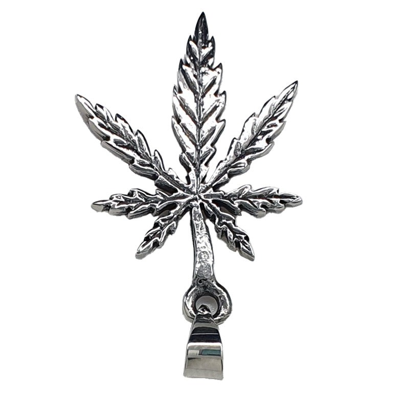 925 Sterling silver leaf pendant | Shop Online | puff.co.za